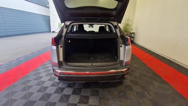 Peugeot 3008 image 1