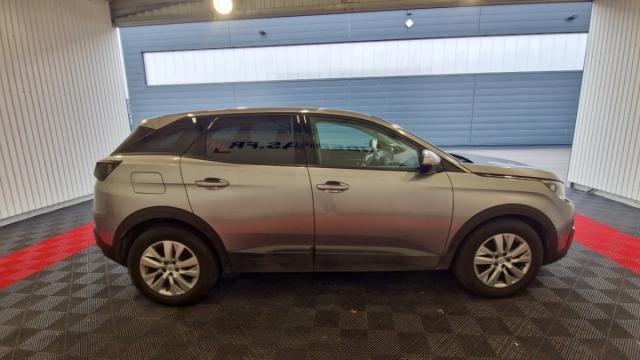 Peugeot 3008 image 2