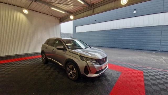 Peugeot 3008 image 2