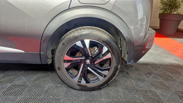 Peugeot 2008 image 6