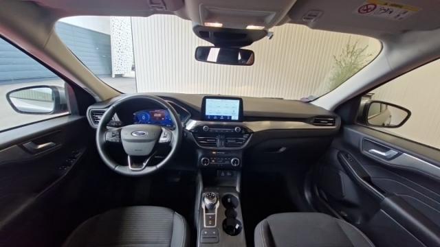 Ford Kuga image 5