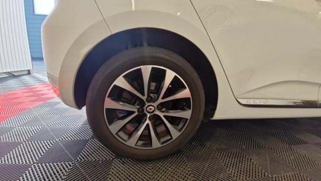 Renault Clio image 8