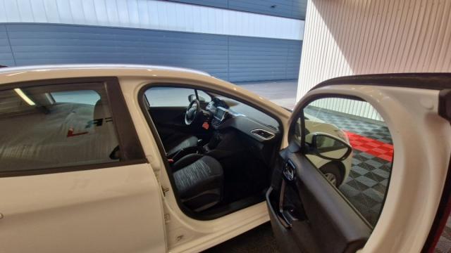 Peugeot 208 Affaire image 1