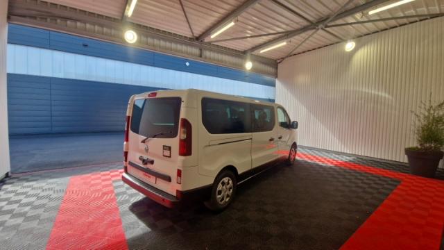 Renault Trafic image 9