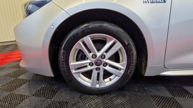 Toyota Corolla Touring Sports image 7