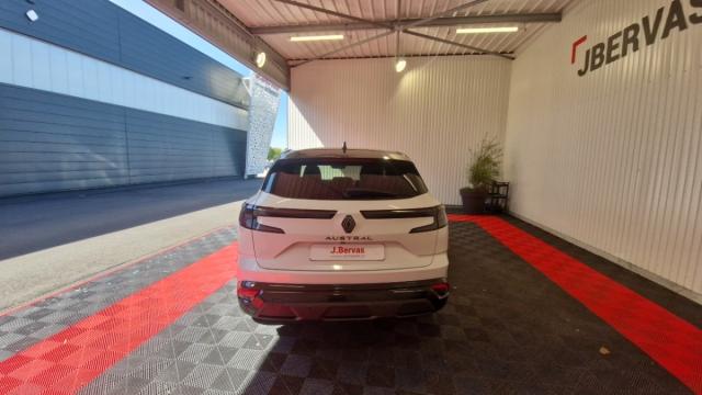 Renault Austral image 8