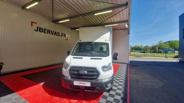 Ford Transit image 7