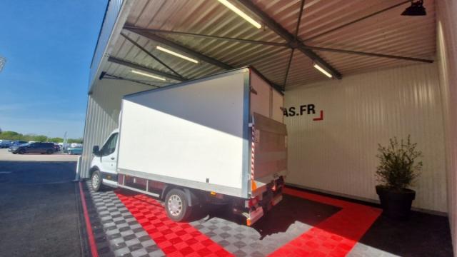 Ford Transit image 1