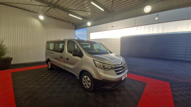Renault Trafic image 3