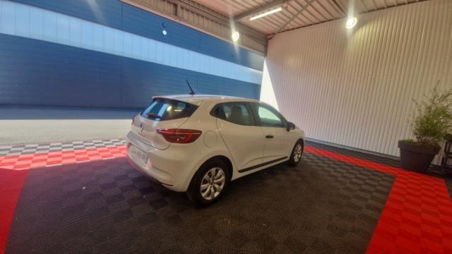 Renault Clio image 8