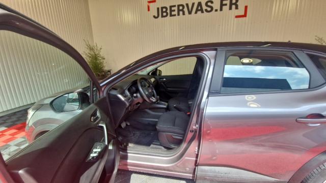 Renault Captur image 1