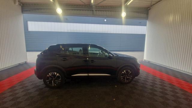 Peugeot 2008 image 9