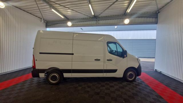 Renault Master image 8