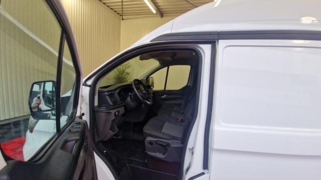 Ford Transit Custom image 1