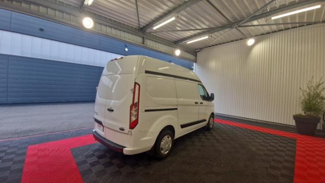 Ford Transit Custom image 6