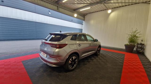 Opel Grandland image 2