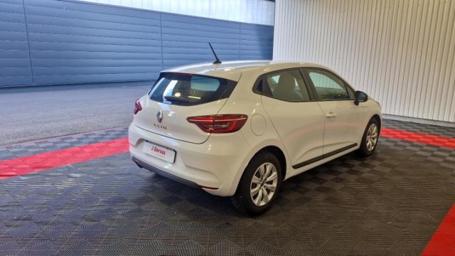 Renault Clio image 9