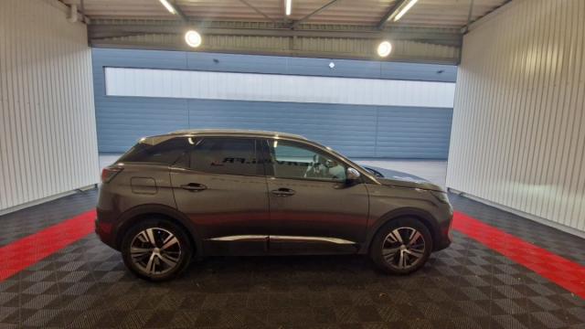 Peugeot 3008 image 3