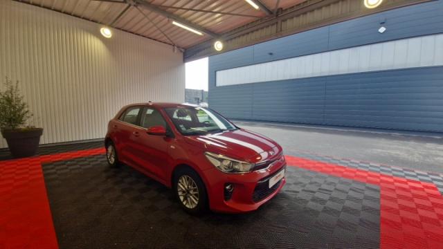 Kia Rio image 2