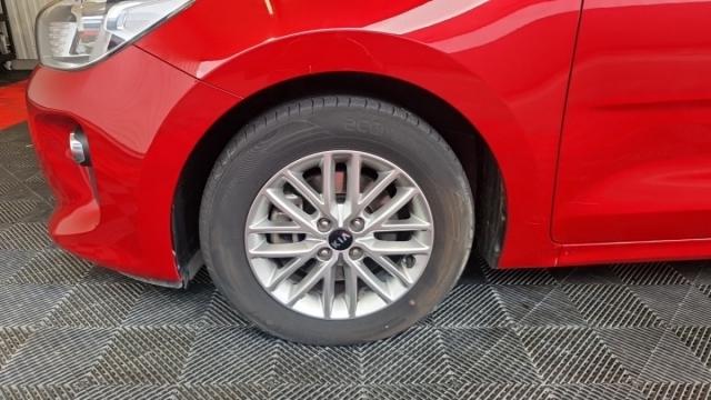 Kia Rio image 6