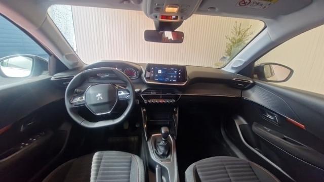 Peugeot 208 image 3