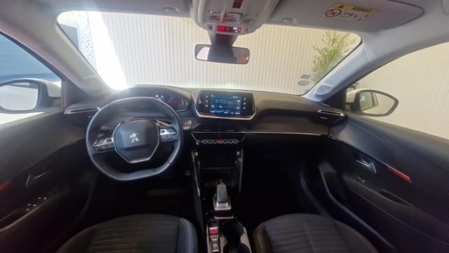 Peugeot E-208 image 2