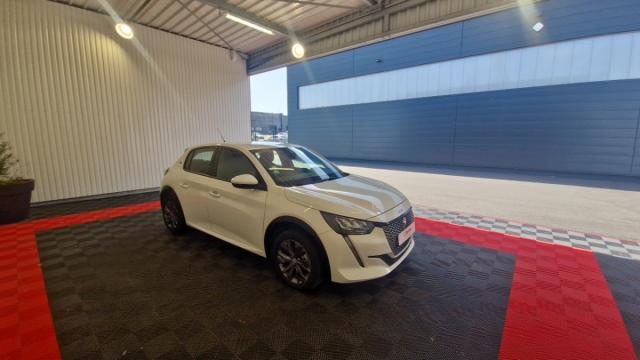 Peugeot E-208 image 6
