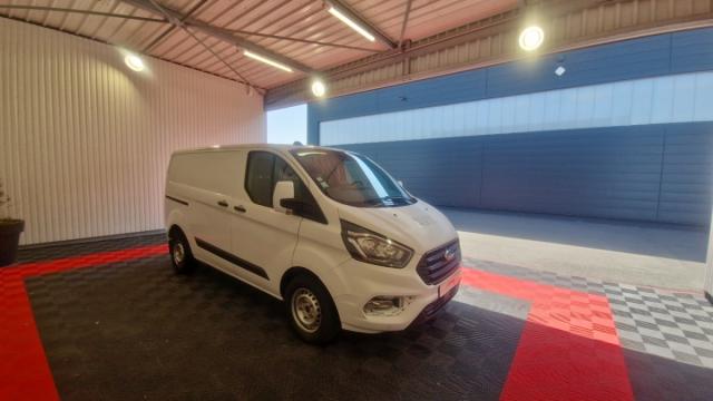Ford Transit Custom image 7
