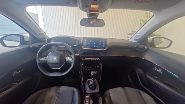 Peugeot 208 image 3