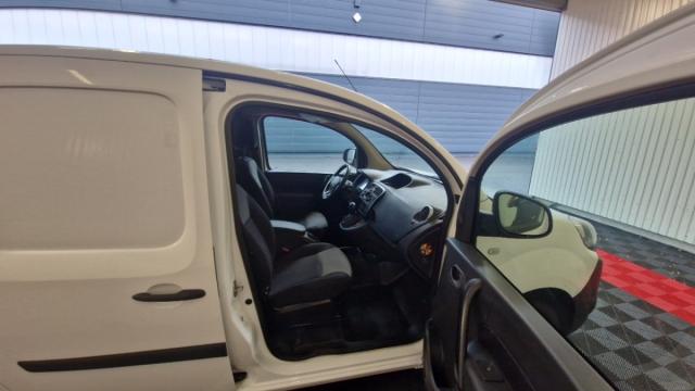Renault Kangoo Express image 2