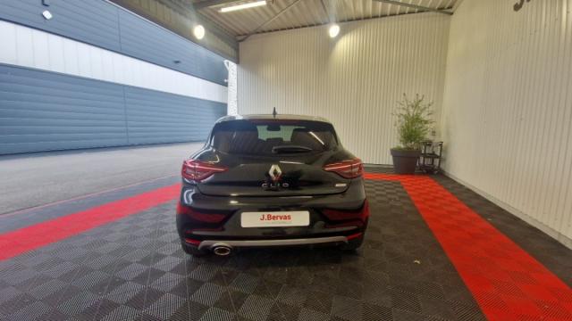 Renault Clio image 9