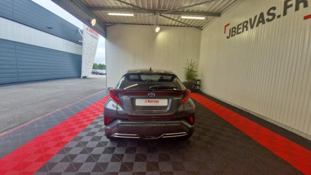 Toyota C-Hr image 6