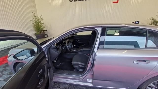 Peugeot 308 image 1