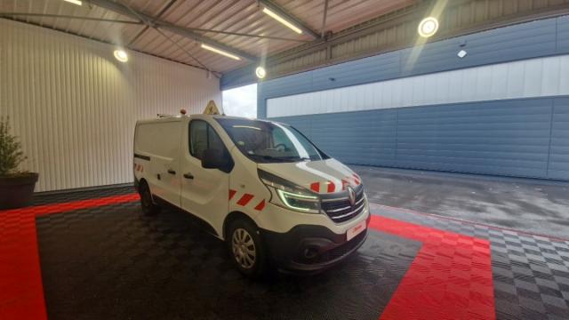 Renault Trafic image 6