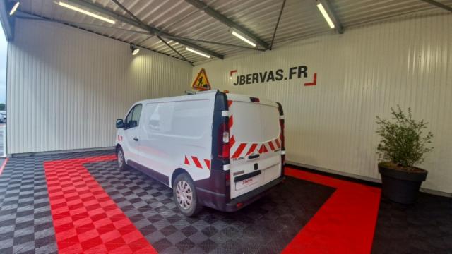 Renault Trafic image 3