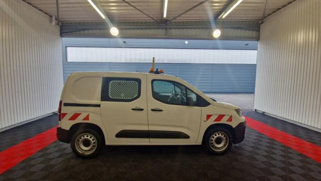 Peugeot Partner image 2