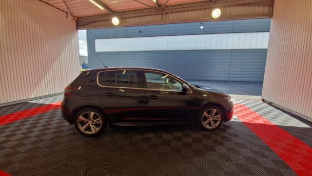Peugeot 308 image 2