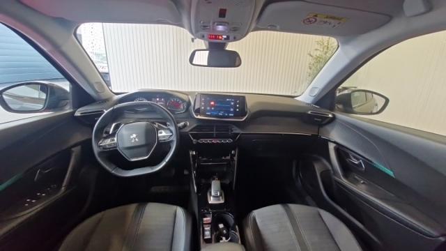 Peugeot 2008 image 1