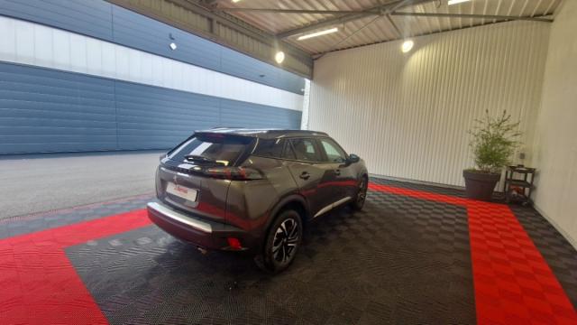 Peugeot 2008 image 2