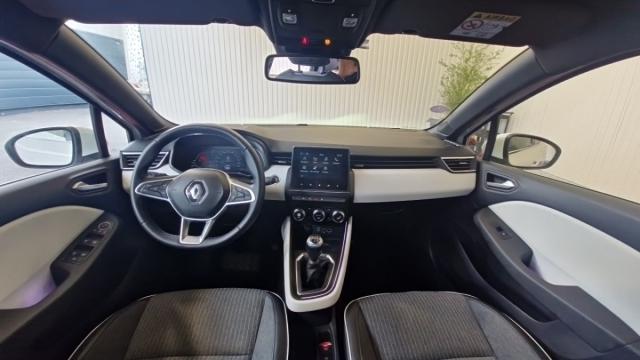 Renault Clio image 8