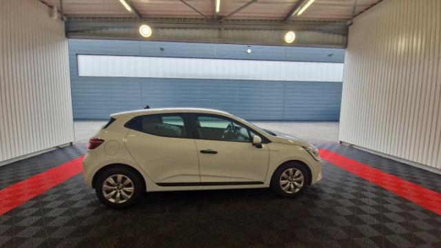 Renault Clio image 2