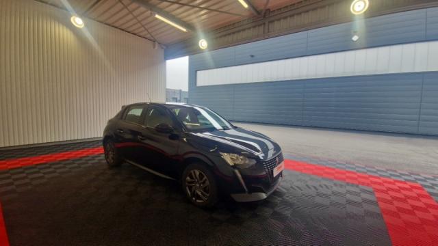 Peugeot 208 image 1