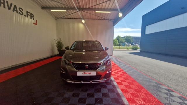 Peugeot 5008 image 1