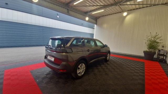 Peugeot 5008 image 3