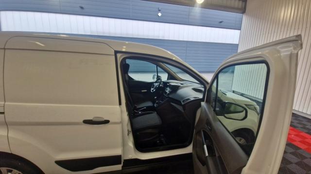 Ford Transit Connect image 9