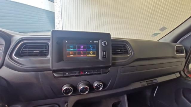 Renault Master image 3