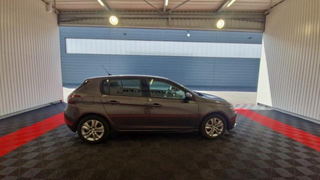 Peugeot 308 image 5