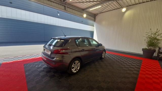 Peugeot 308 image 6