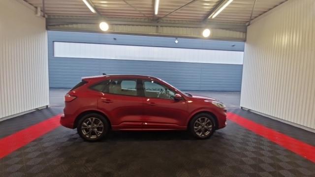 Ford Kuga image 3