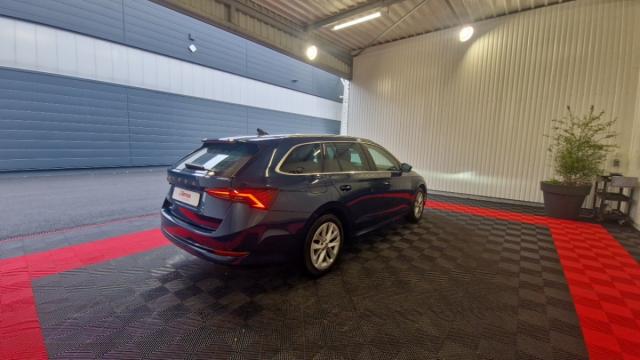 Skoda Octavia image 5